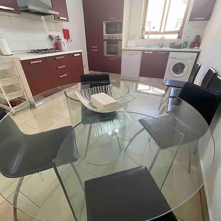 Gzira / Sliema Wifi & Ac ! Great Value & Location Apartman Kültér fotó